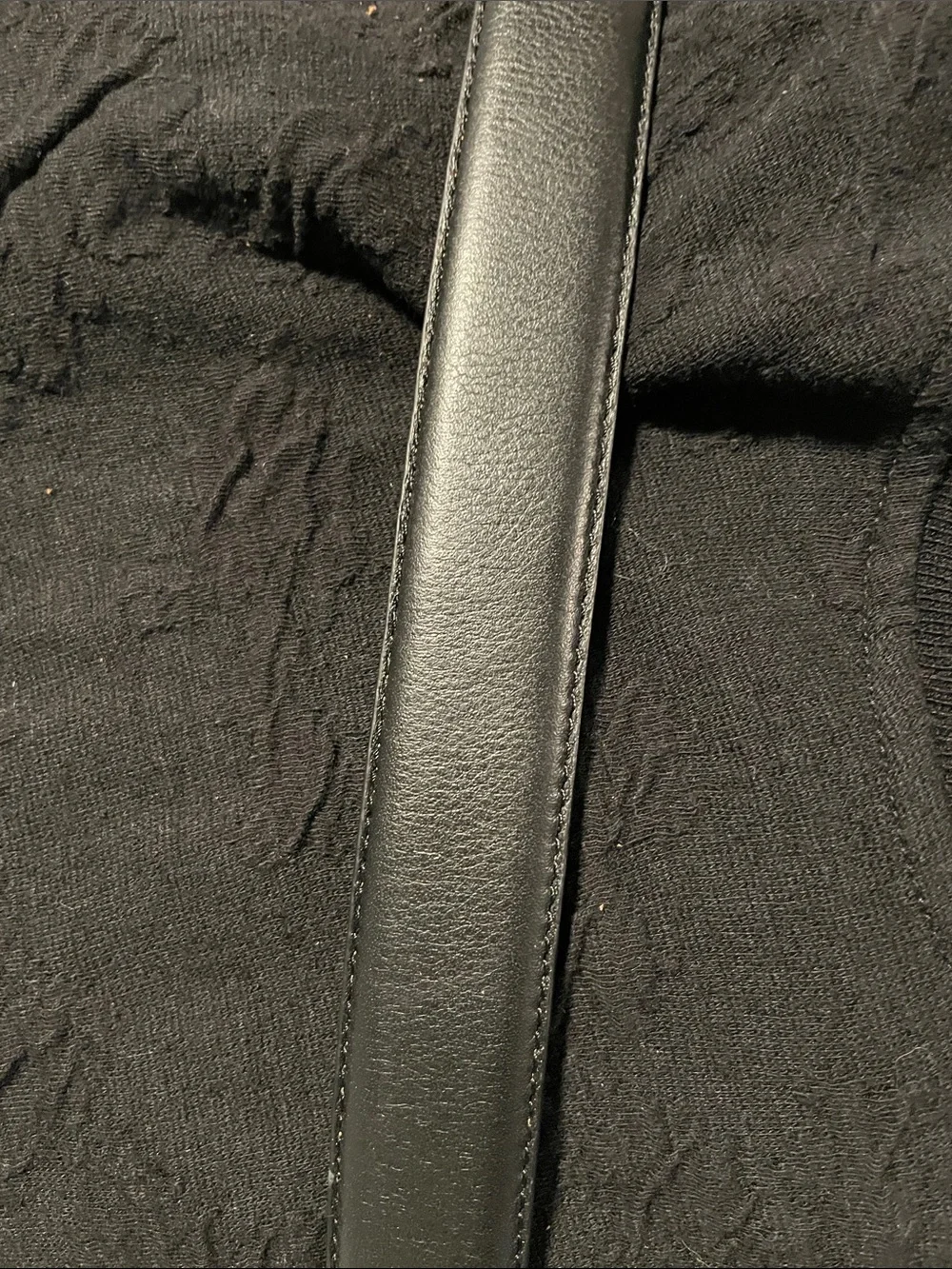 Neiman Marcus Classic Black Leather Men's Belt - 36